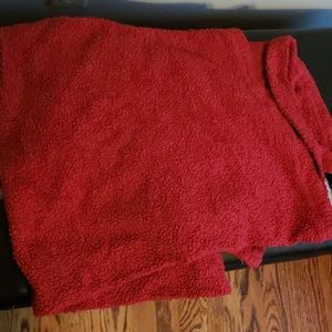 Fluffy red blanket/throw